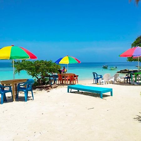 Puerto Caracol Isla Mucura Hotel Bagian luar foto