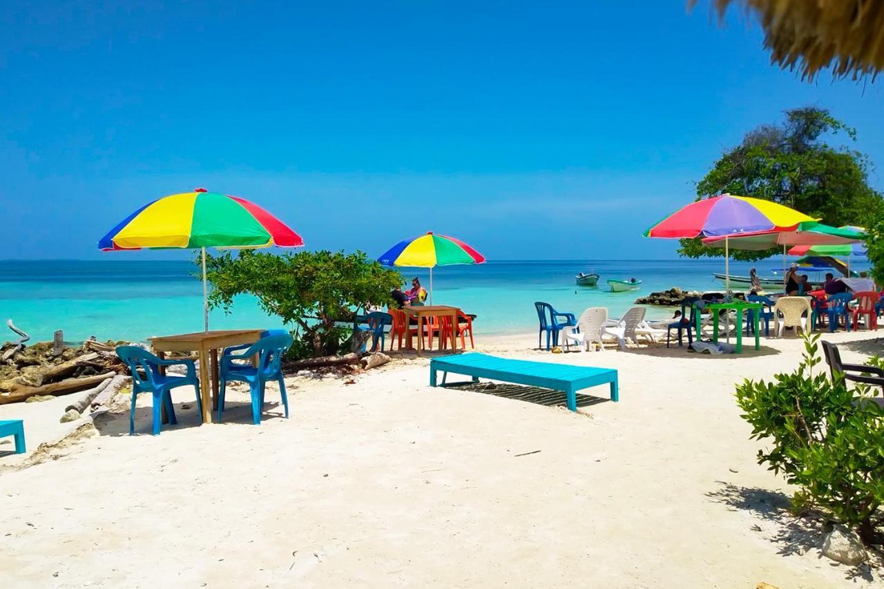 Puerto Caracol Isla Mucura Hotel Bagian luar foto