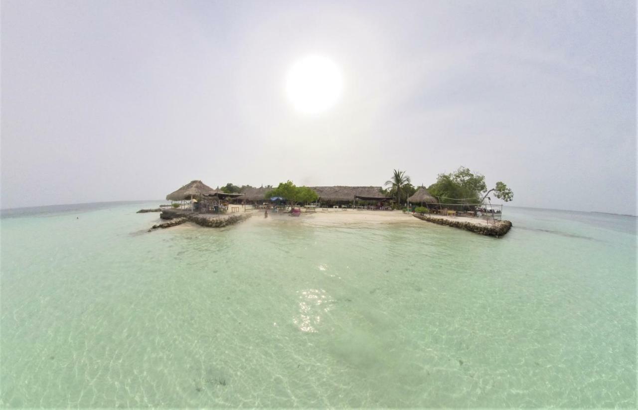 Puerto Caracol Isla Mucura Hotel Bagian luar foto